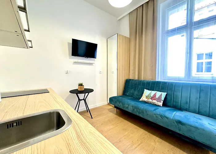 Studio przy plaży z parkingiem IV